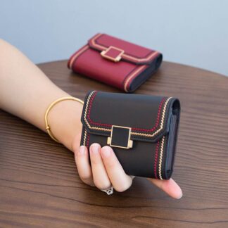 二つ折り ミニ 財布 ウォレット レディース 小さい 多収納 カードたくさん カード収納 スクエア型 ステッチ 個性的 黒 緑 赤 かわいい きれいめ シンプル 大人 おしゃれ かっこいい