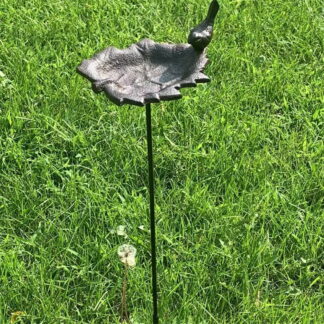 バードフィーダー 野鳥の餌台 鳥の餌箱、屋外の鳥の餌箱、鋳鉄の花の形をした鳥の餌箱、庭の装飾小動物用 ハンモック