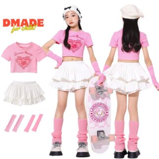 女の子 キッズダンス衣装 セットアップ ピンクTシャツ 白プリーツスカート 袖カバー ハート柄 韓国 K-POP ヒップホップ チアダンス 子供服 ガールズ へそ出し Y2K 発表会 コンテス