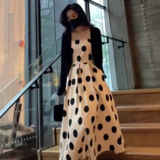 ドット柄キャミワンピース カーディガン ワンピース フレアワンピース ワンピドレス ロング ロング丈 袖あり 長袖 Vネック フレア ハイウエスト ツーピース かわいい 大人 2点セット