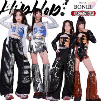 個性 女の子 ダンス衣装 ダンスウェア アイドル風 Y2K スーパークロップト フード付き長袖 黒 シルバー 光沢 チューブトップ 稲妻柄 ペイント柄 カーゴパンツ 革 銀色 短パン レッグ