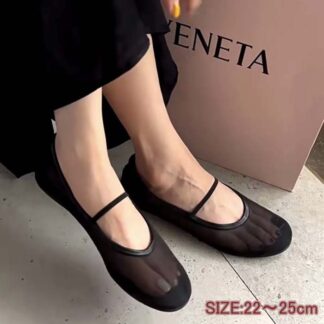 メッシュパンプス メッシュ サンダル 通気性 透ける パンプス フラット ぺたんこ 軽い 柔らかい かわいい 肌見え 歩きやすい 調節可能 ベルト 疲れにくい 発表会 ゴージャス ゴム 上品