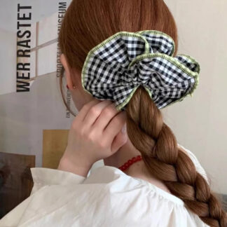 ビッグシュシュ フリル ギンガムチェックボリュームシュシュ ヘアゴム レデイースヘアアクセサリー おしゃれ 大人可愛い バイカラー